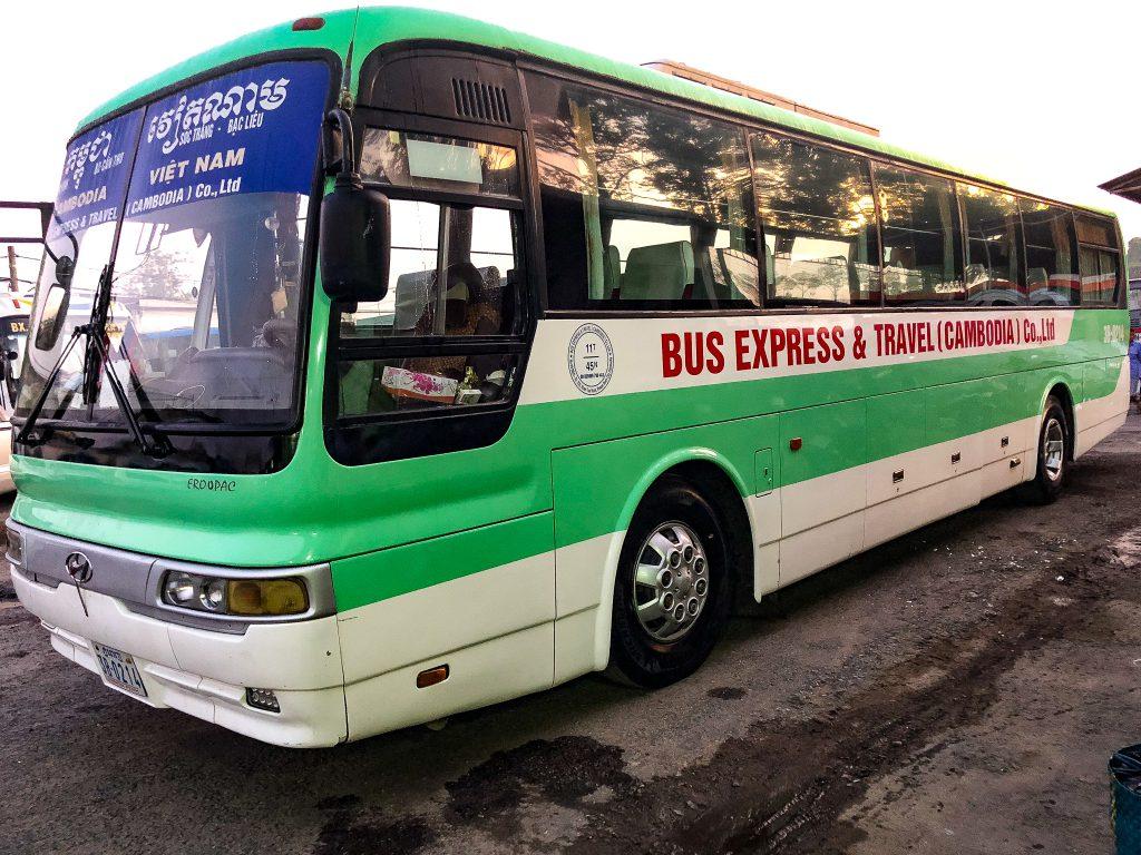 Thai Duong airbus - bus to Cambodia - xe đi Campuchia