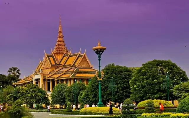 Thuê xe Limousine đi Campuchia Thai Duong airbus - bus to Cambodia - xe đi Campuchia