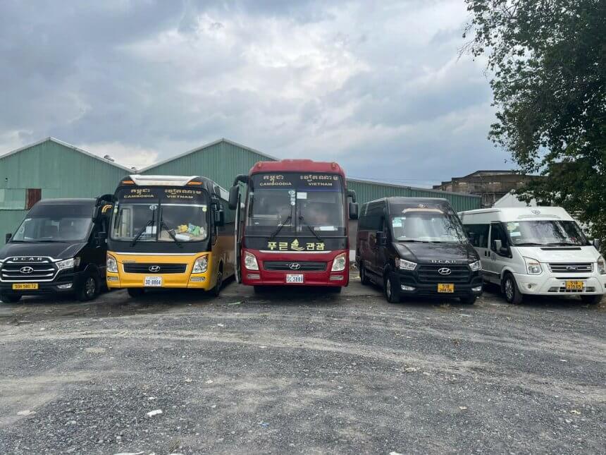Thuê xe Limousine đi Campuchia Xe Thái Dương đi Campuchia