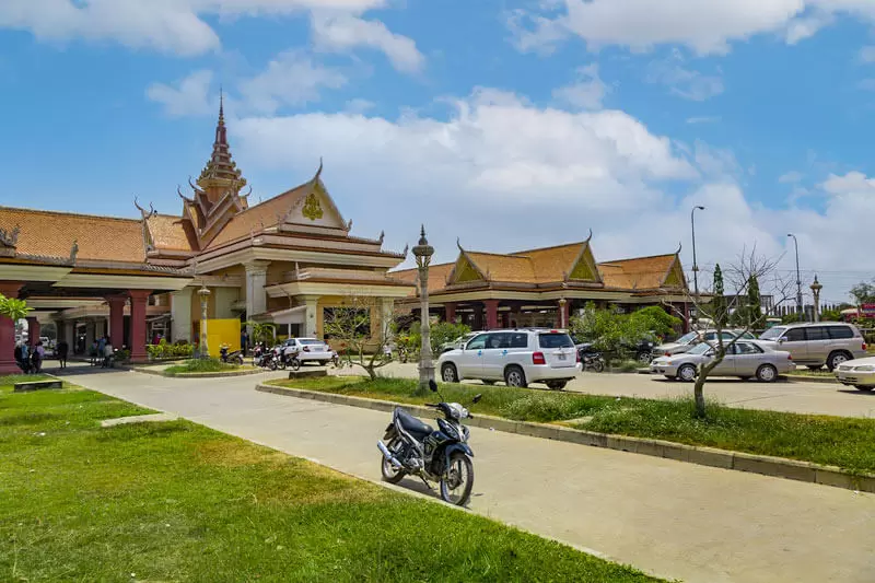 Thuê xe Limousine đi Campuchia Khách Việt Nam đến Campuchia đông nhất