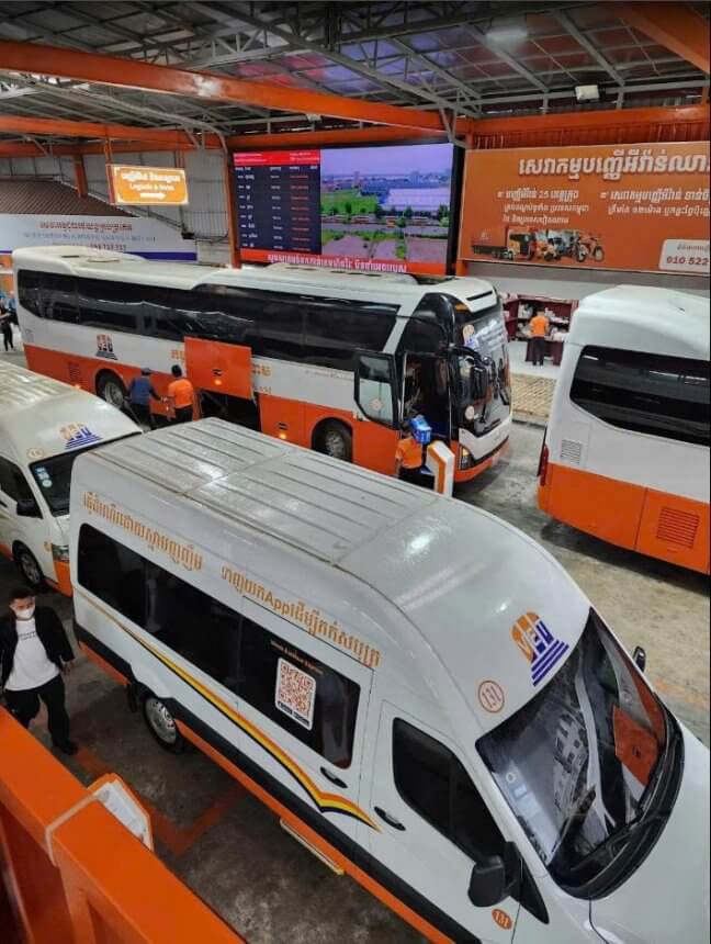 Thuê xe Limousine đi Campuchia Thai Duong airbus - bus to Cambodia - xe đi Campuchia