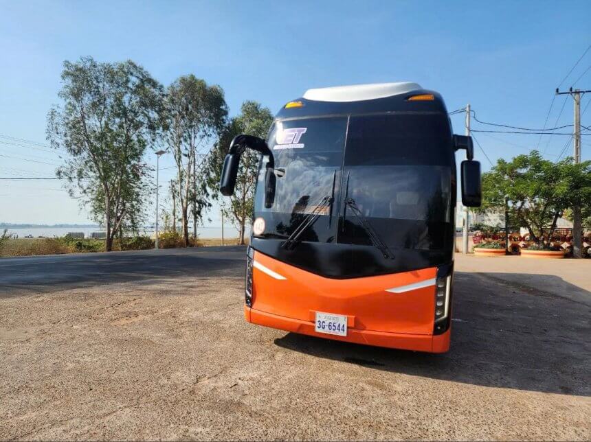 Thuê xe Limousine đi Campuchia Thai Duong airbus - bus to Cambodia - xe đi Campuchia