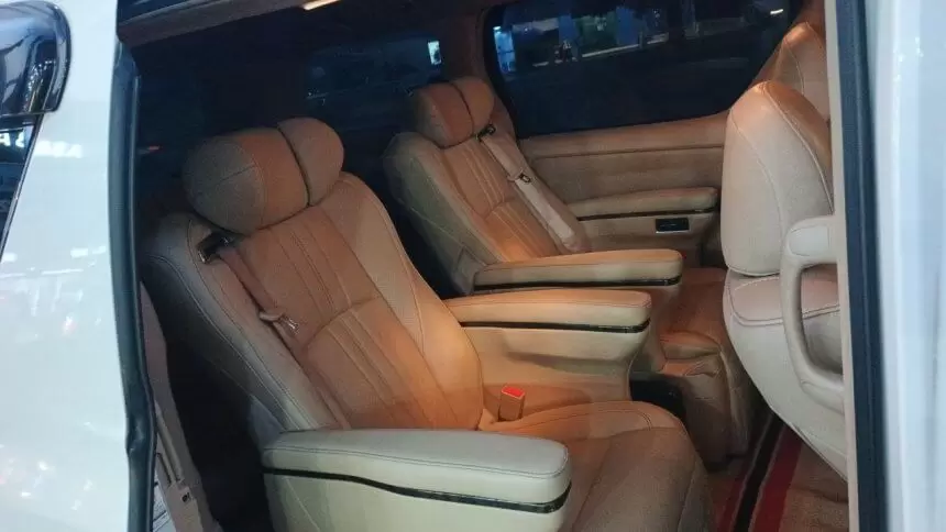 Thuê xe Limousine đi Campuchia Thai Duong airbus - bus to Cambodia - xe đi Campuchia