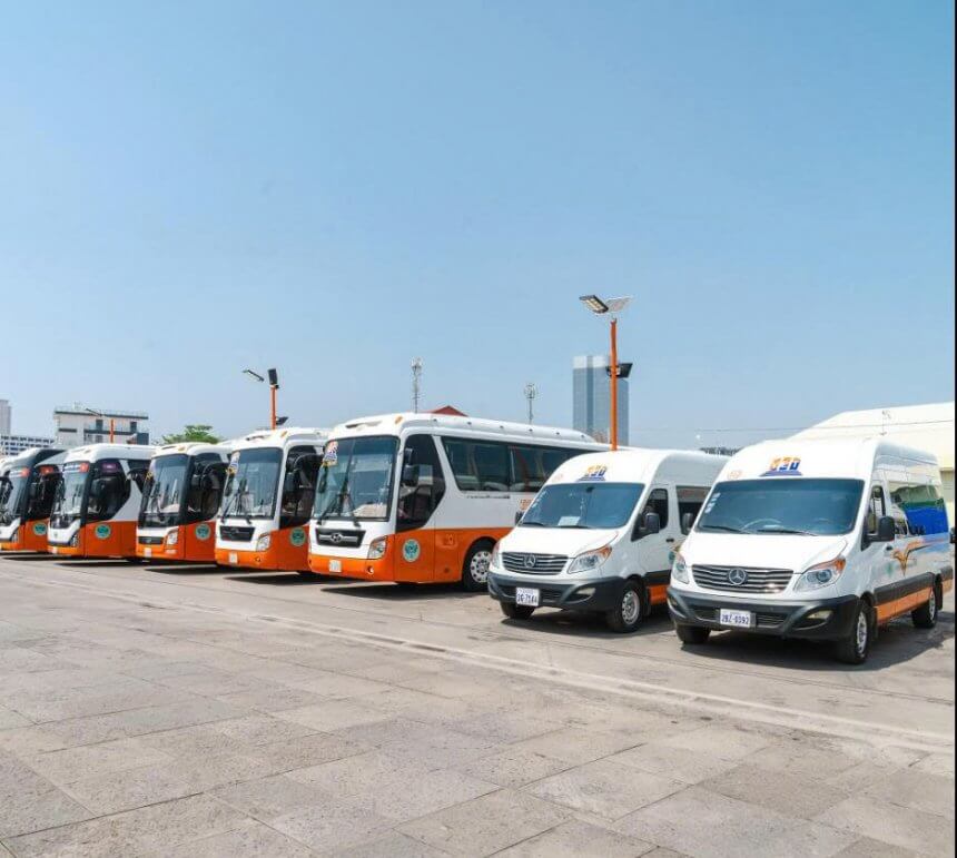 Thuê xe Limousine đi Campuchia Xe có Thái Dương VET airbus đi Poipet